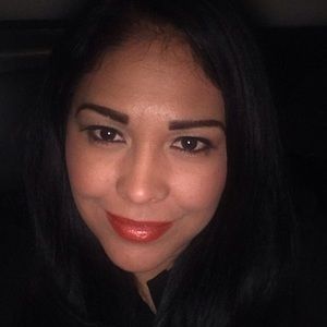 Meet your Posher, Eloisa